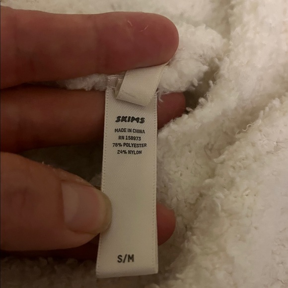 Skims Cozy Knit Wrap Top and Jogger Fleece Set Size S/M - Picture 5 of 10